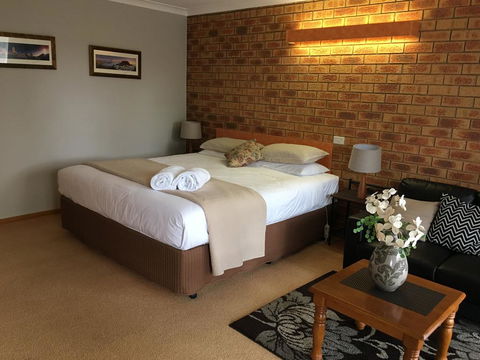 Avoca Motel - Accommodation Main Beach 2