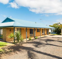 Back Beach Retreat - Accommodation Main Beach