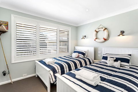 Bagnall Avenue, 1 - Accommodation Main Beach 3