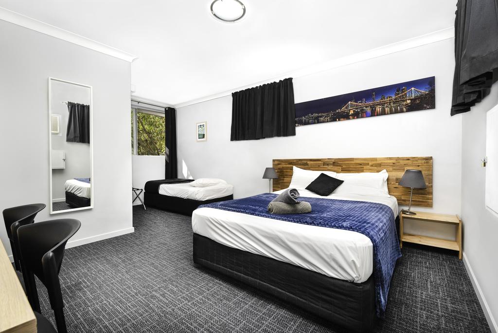 Bald Hills QLD Accommodation Main Beach