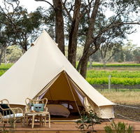 Balgownie Estate Winery Retreat  Restaurant - Accommodation Main Beach
