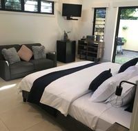 Bali inspired hideaway with Tropical villa  Plunge Pool - Accommodation Main Beach