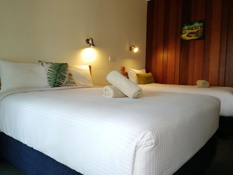 Banjo Paterson Motor Inn - Accommodation Main Beach 2