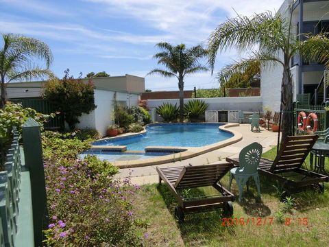 Banjo Paterson Motor Inn - Accommodation Main Beach 0