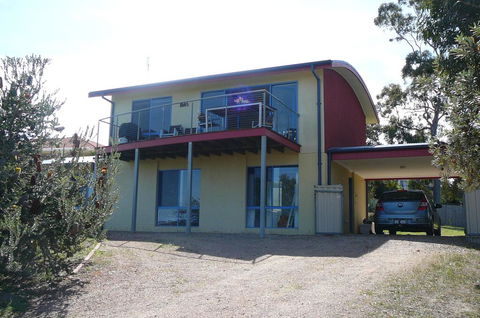 Banksia Waters - Accommodation Main Beach 1