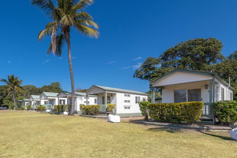 Bargara Beach Caravan Park - Accommodation Main Beach 0