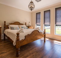 Barossa Family Holiday Home - Accommodation Main Beach