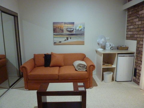 Batemans Bay Manor - Bed And Breakfast - Accommodation Main Beach 2