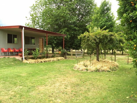 Bay Creek Guest House - Accommodation Main Beach 2