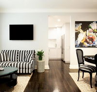 BAYSIDE RETREAT-hosted byL'Abode Accommodation - Accommodation Main Beach