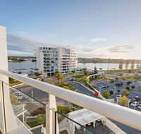 Bayview 701 - Accommodation Main Beach