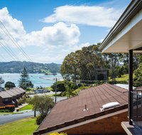 Bayview Unit - Stunning Inlet Views - Accommodation Main Beach