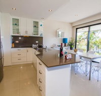 Baywatch 3 - Accommodation Main Beach