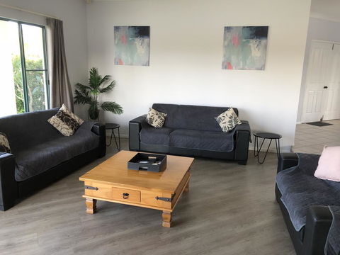 Bayz Maroochy Waters - Accommodation Main Beach 2