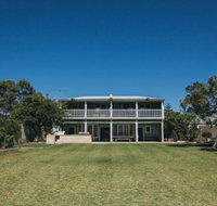 Beach Buoys House - Accommodation Main Beach