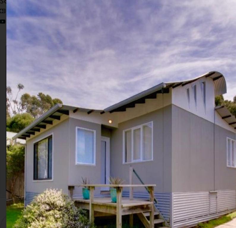 Accommodation Main Beach