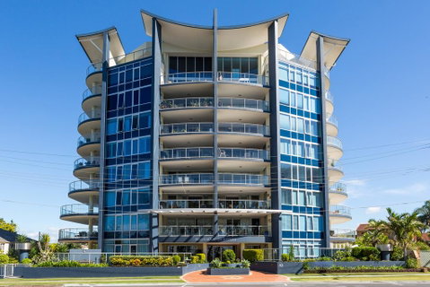 Beach House On Suttons - Accommodation Main Beach 0