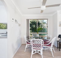 Beach Paradise  Anna Bay - Accommodation Main Beach