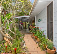 BEACH RETREAT - Accommodation Main Beach