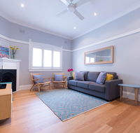 Beach Retreat - Accommodation Main Beach