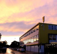 Beach Road Hotel - Accommodation Main Beach