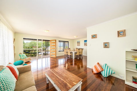 Beachfront At Bribie 2 Puppy Friendly - Accommodation Main Beach 2