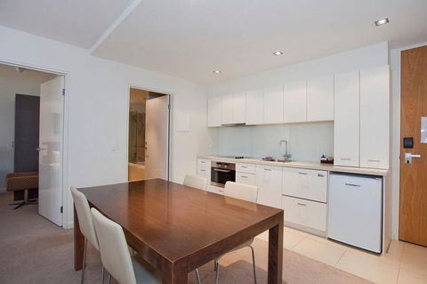 Beachfront Resort Torquay, Australia - Accommodation Main Beach 1