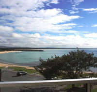 Beachpoint 301 - On the Beach - Accommodation Main Beach