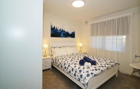 Rivervale Cosy Stunner Sleeps 2 - Accommodation Main Beach 1