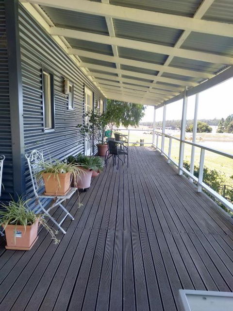 Redtail Ridge Cottages - Accommodation Main Beach 3