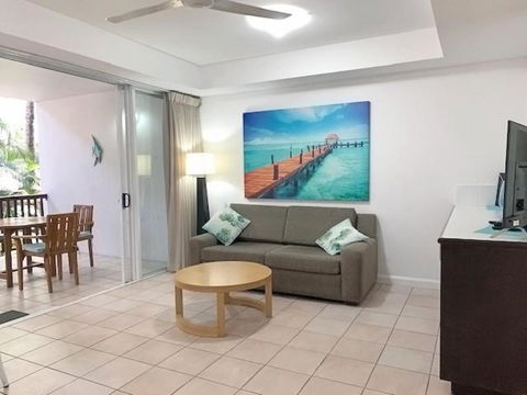 REEF RETREAT APARTMENTS PALM COVE Unit 13 - Accommodation Main Beach 1