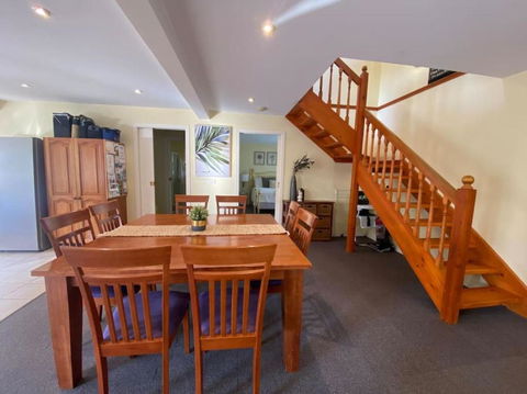 Reel & Relax: 3BR Beach House - Fish, Swim, Surf - Accommodation Main Beach 0