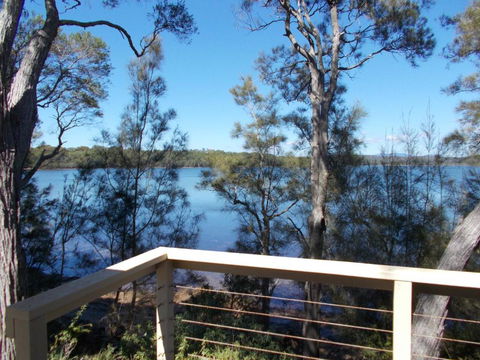 Regatta Point Holiday Park - Accommodation Main Beach 3