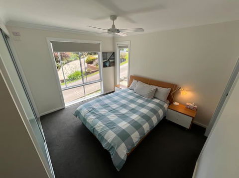 Relax And Reconnect At MaluaBay - Accommodation Main Beach 2