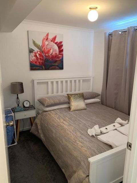 Relax On Bingham - Accommodation Main Beach 0