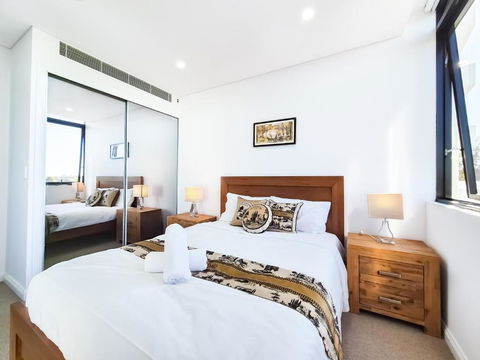 Relaxing 1BR W Pools & SPA, Gym In Olympic Park - Accommodation Main Beach 0