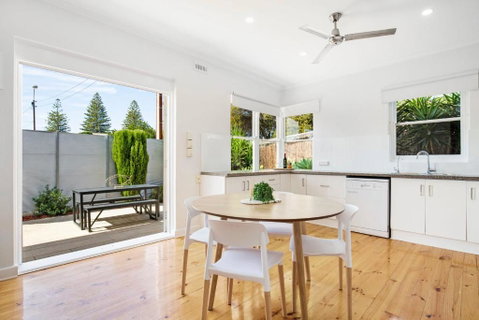 Relaxing 3BR Beachside Haven Grange - Accommodation Main Beach 0