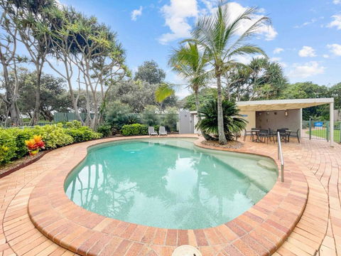 Relaxing Ocean View Apartment In Buddina - Accommodation Main Beach 3