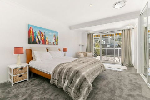 Resort Living Coogee - Accommodation Main Beach 1