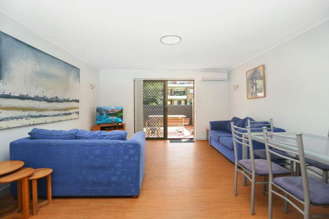 Resort Style Holiday - Accommodation Main Beach 2