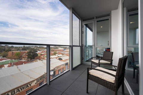 Richmond Place - 2BR W Parking & Gym - Accommodation Main Beach 2