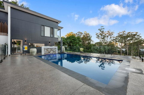 Ridge Retreat - Accommodation Main Beach 3