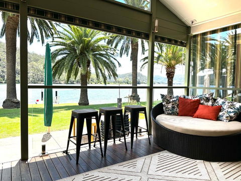 River Run - Accommodation Main Beach 3