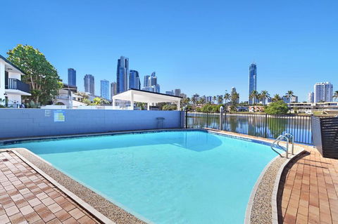 Riverside 4 Bedroom House Unit In Surfers Paradise - Accommodation Main Beach 3