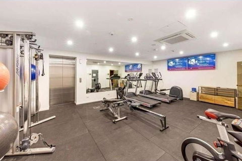 Ruby - Self Contained, Privately Managed Apartments - Accommodation Main Beach 3