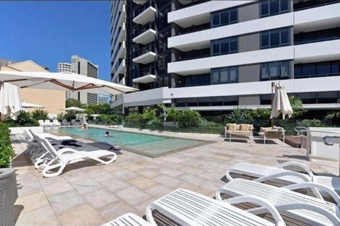 Ruby - Self Contained, Privately Managed Apartments - Accommodation Main Beach 1