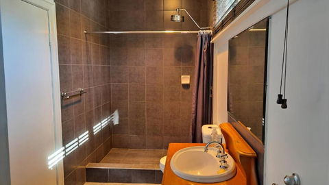 Rosemary Cottage - Accommodation Main Beach 2