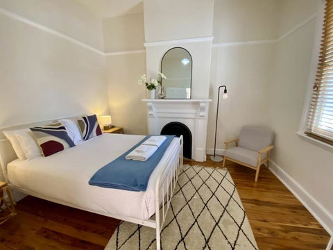 Roseland Cottage - CBD Heritage - Accommodation Main Beach 3