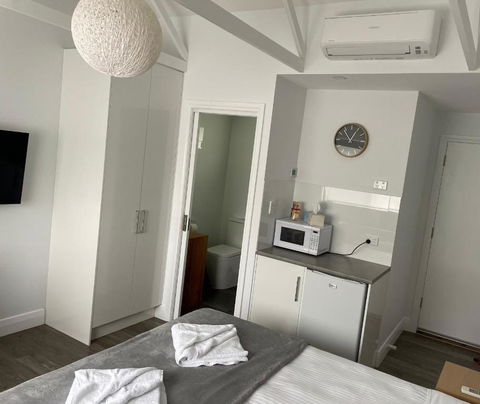 Robe Nampara Cottages - Accommodation Main Beach 3