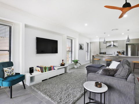 Rockwall I Pet Friendly I Fire Pit - Accommodation Main Beach 0